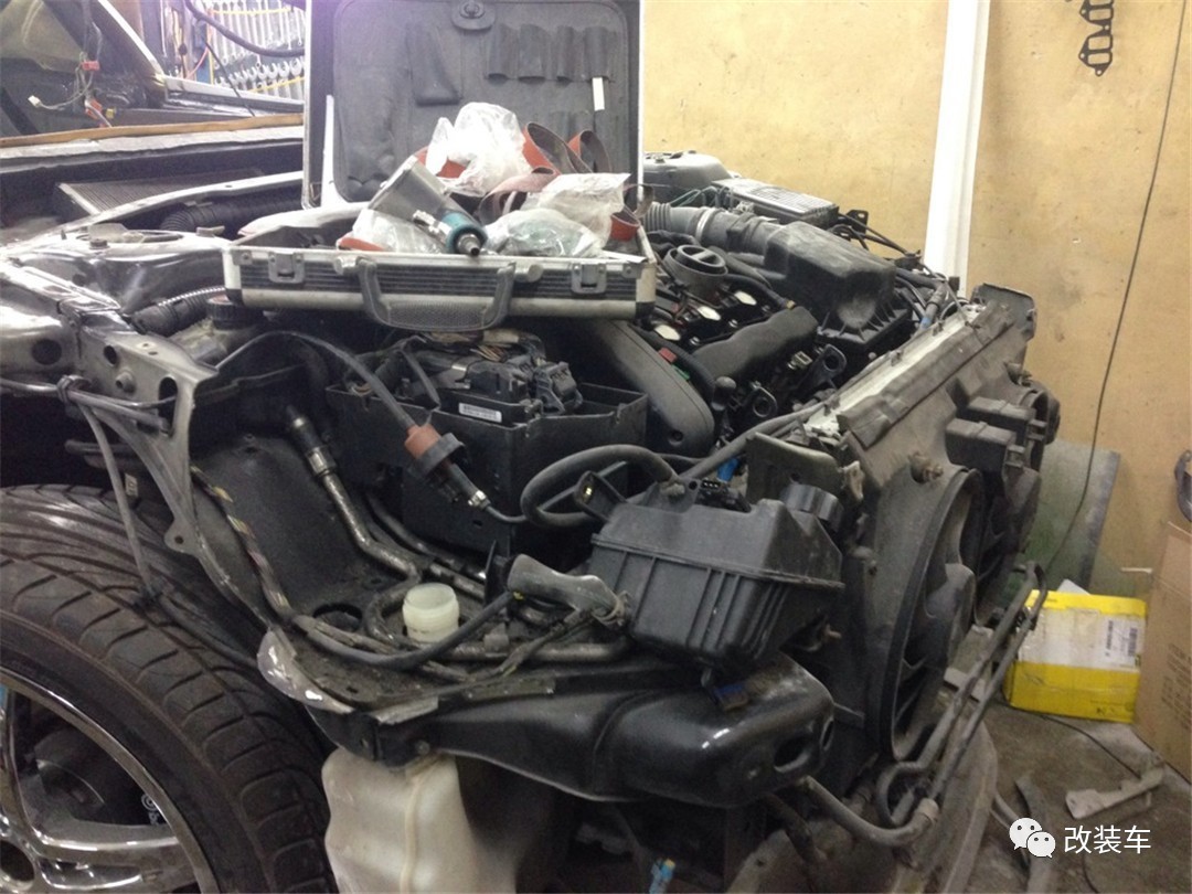 能不能开法拉利撩妹不用靠某泰了