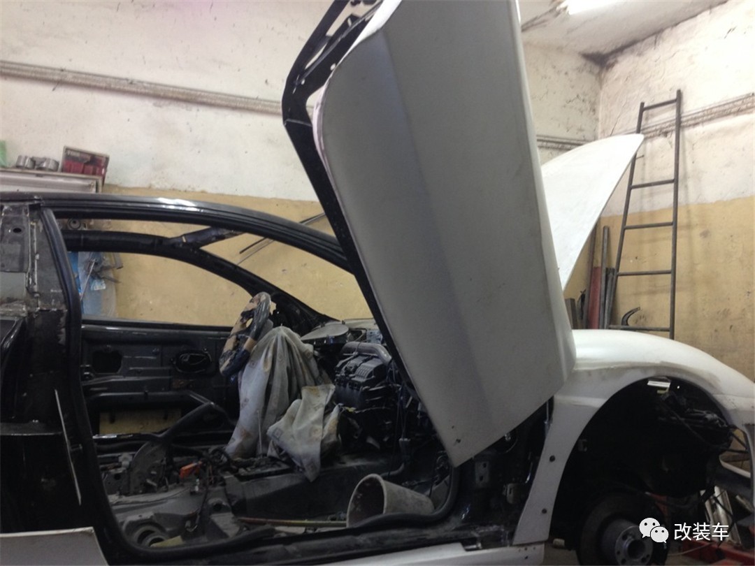 能不能开法拉利撩妹不用靠某泰了