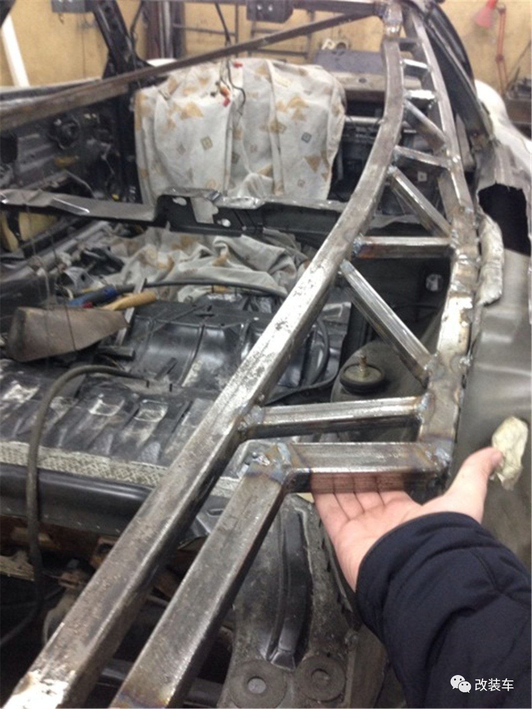 能不能开法拉利撩妹不用靠某泰了