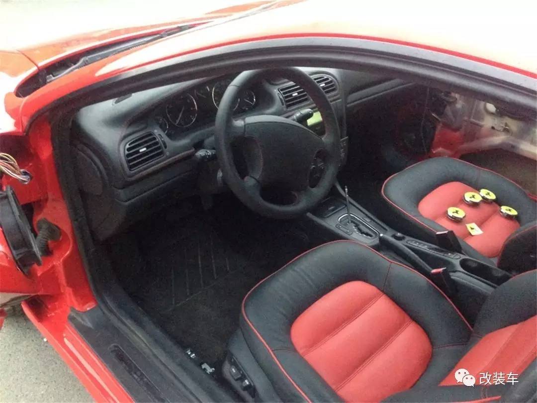 能不能开法拉利撩妹不用靠某泰了