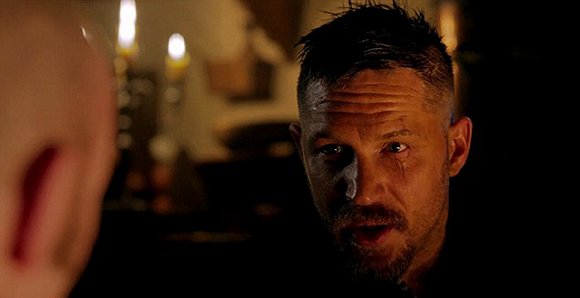 汤老湿新剧禁忌全裸出镜大秀纹身和肌肉