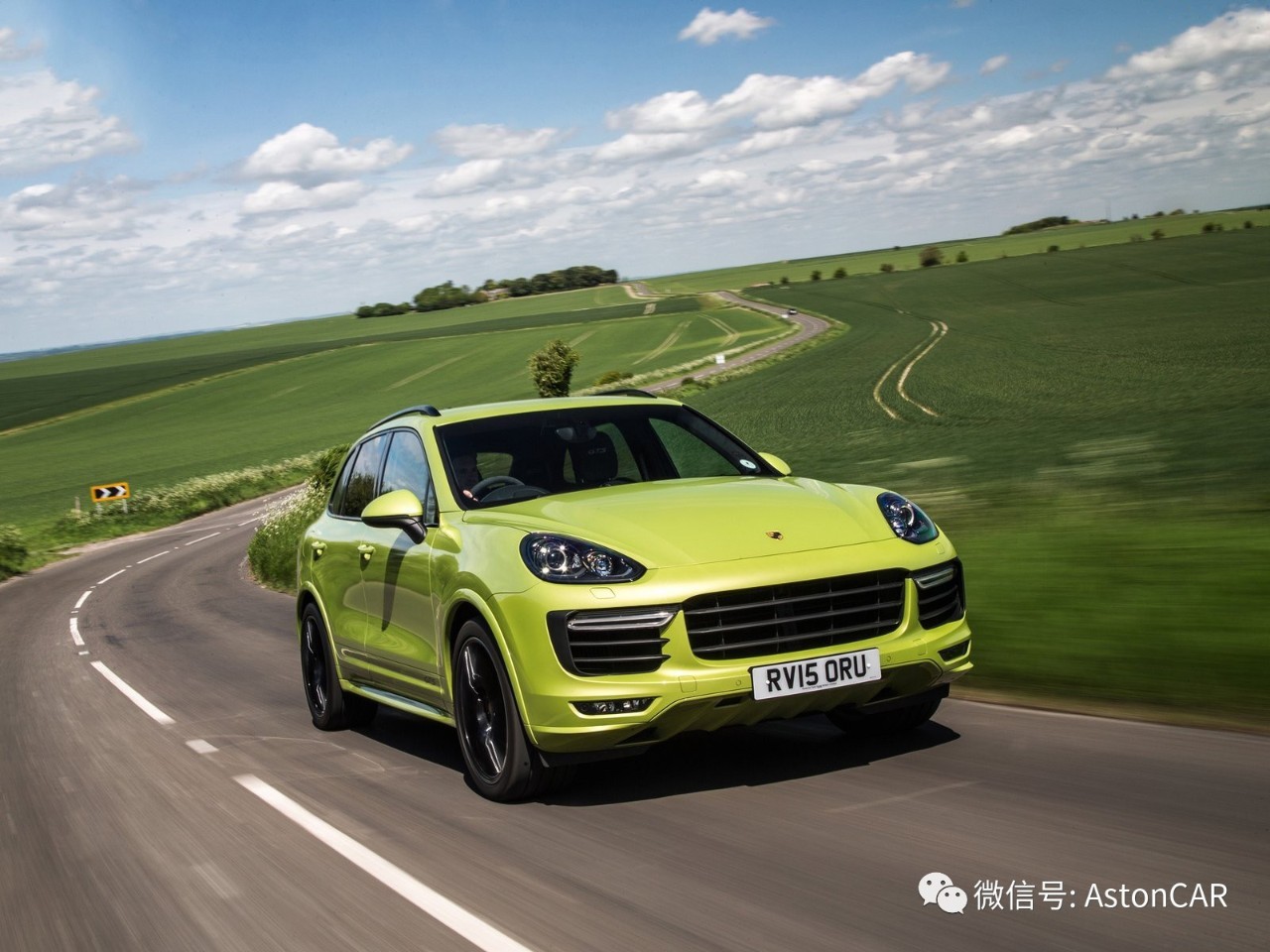 拯救保时捷的不是卡宴 是Boxster？