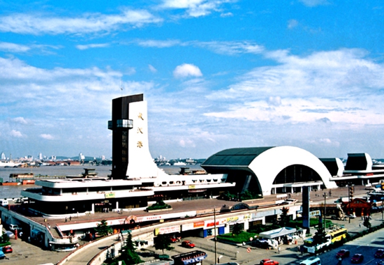 "连首富也请不走",湖北国企留人放大招不靠加薪