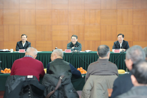 杨焕宁:桑榆金辉未为晚  忧党爱国情更坚 祝福老同志们老有所长老有所