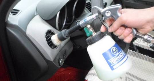 除了橘子皮，新车除异味还有这些招儿