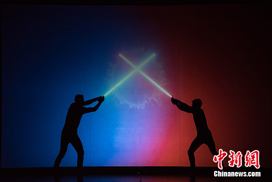 大型舞台剧《影子好莱坞》福州上演