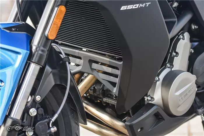 测试：国产全能王——春风650 MT