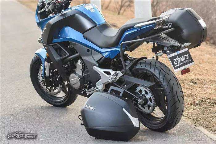 测试：国产全能王——春风650 MT