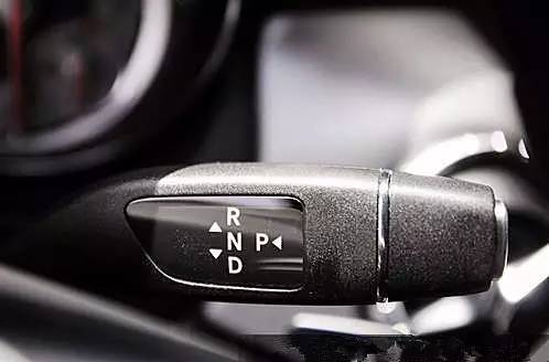 别说自己会开车！你会用这些挡把吗？