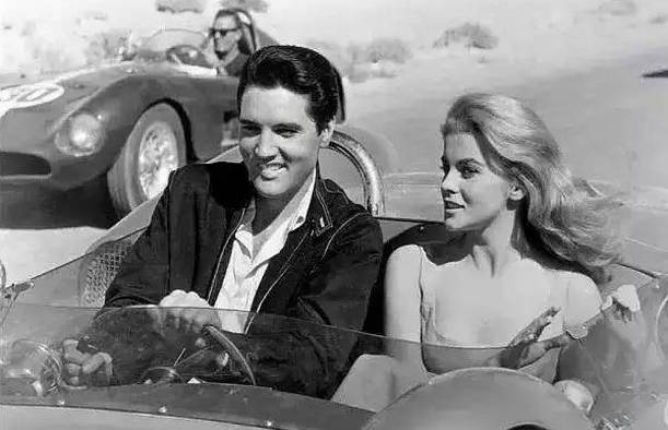 他有3000个女人，拍卖内裤，拥有100多台凯迪拉克！