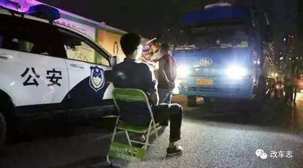 你这样开车，迟早会被打！