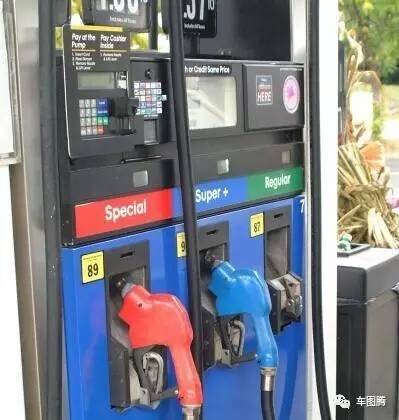 老司机都不一定知道，在国外自驾怎么给汽车加油？