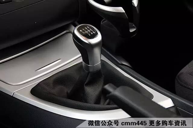 想要开车顺滑过德芙 省油过摩托的来学这些技巧