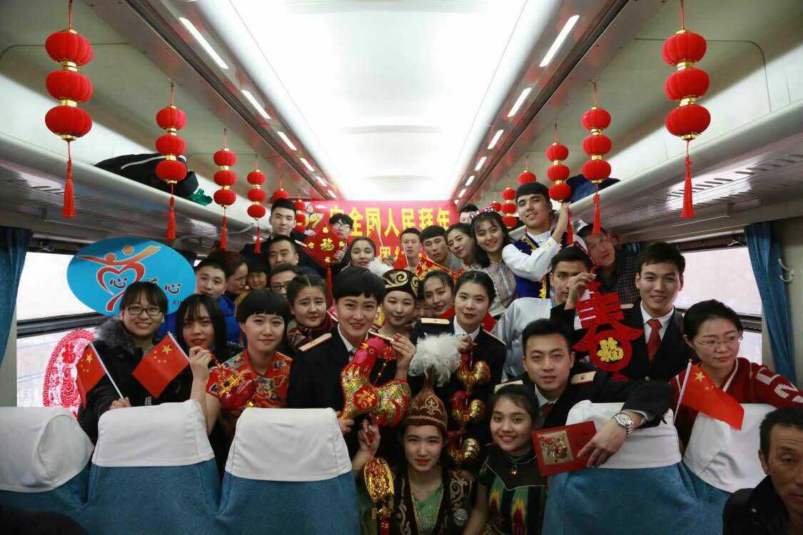 长春客运段t302次举办列车春节联欢会