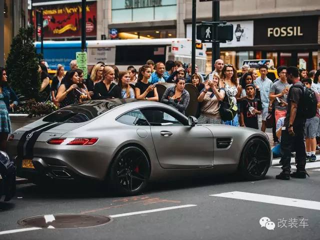 《速度与激情8》枪战剧情升级