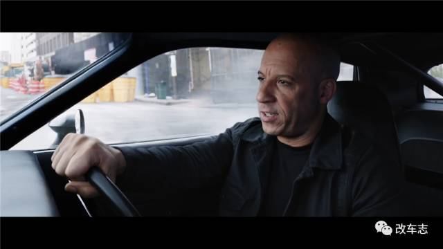 《速度与激情8》枪战剧情升级