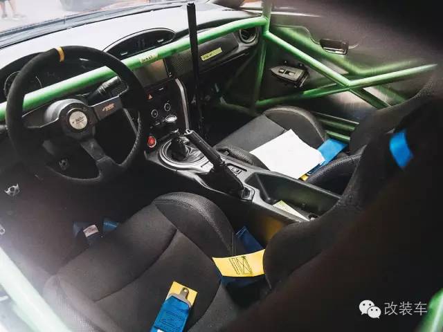 《速度与激情8》枪战剧情升级