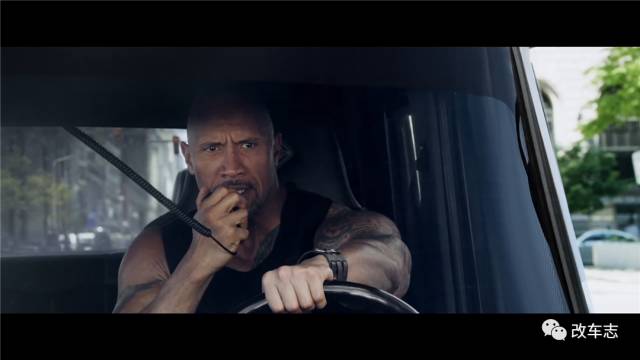 《速度与激情8》枪战剧情升级