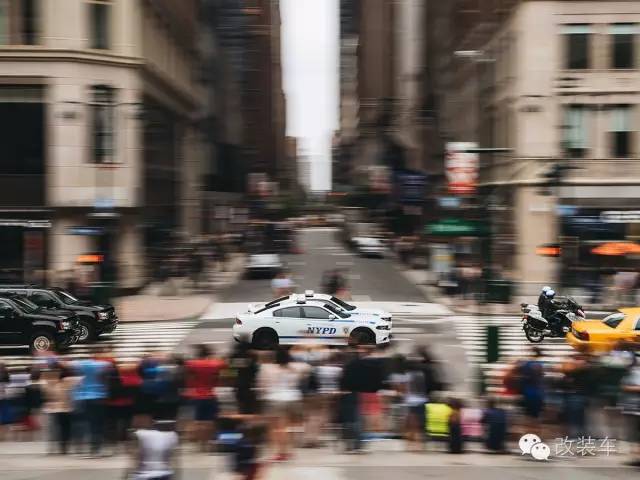 《速度与激情8》枪战剧情升级