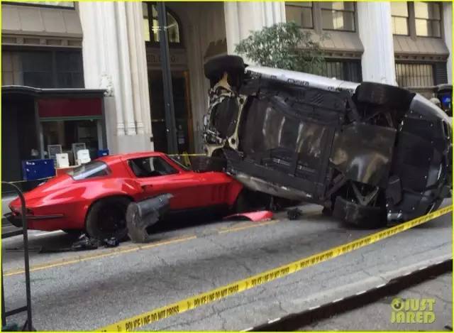 《速度与激情8》枪战剧情升级