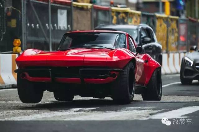 《速度与激情8》枪战剧情升级