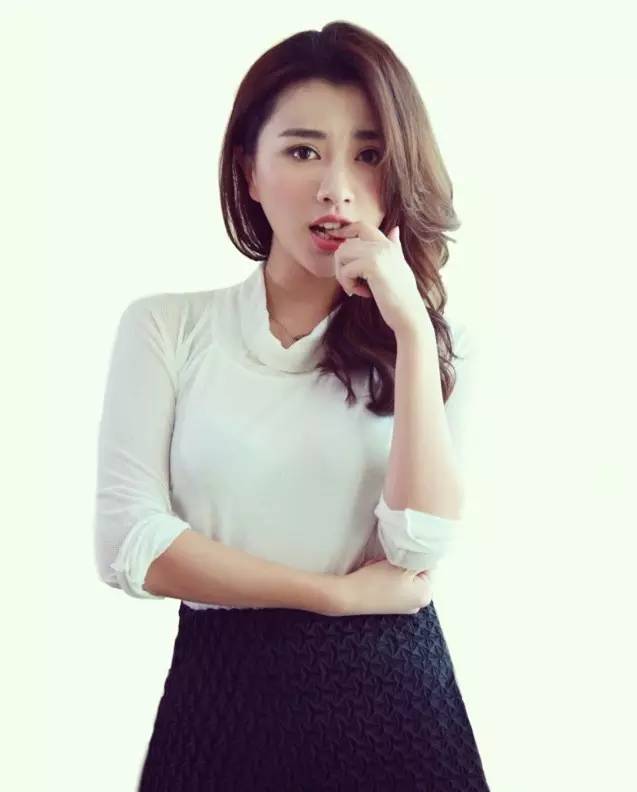 她拒人大念北影现在网剧里演大胸女神经