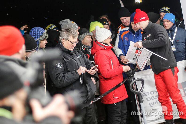 拉哥稳了 丰田回归WRC首夺冠