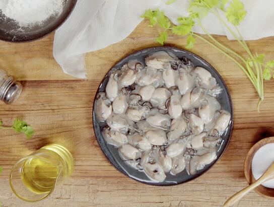 潮汕街头小吃:蚝烙,鲜香的很有层次!每次去,小摊都爆满