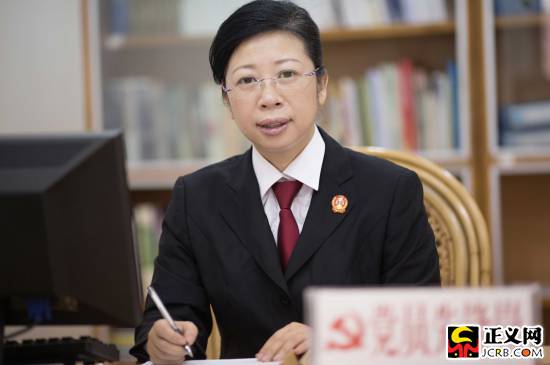 2016年度中国正义人物黄志丽:用真情书写法律人生