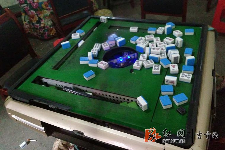 吉首铁腕治"麻" 7家麻将馆被公安机关查处