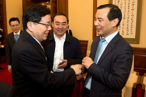 安邦董事长吴小晖:我对中国经济充满信心