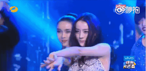 498_244gif 动态图 动图