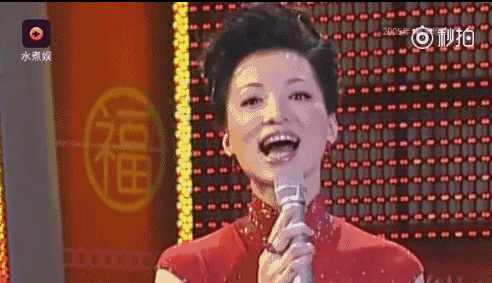 谁说争一姐?董卿倪萍两代央视一姐见面就泪崩!