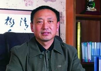 王明峰:从农机维修到玉米榨油前脚西王推动西王村成为"中国玉米油城"
