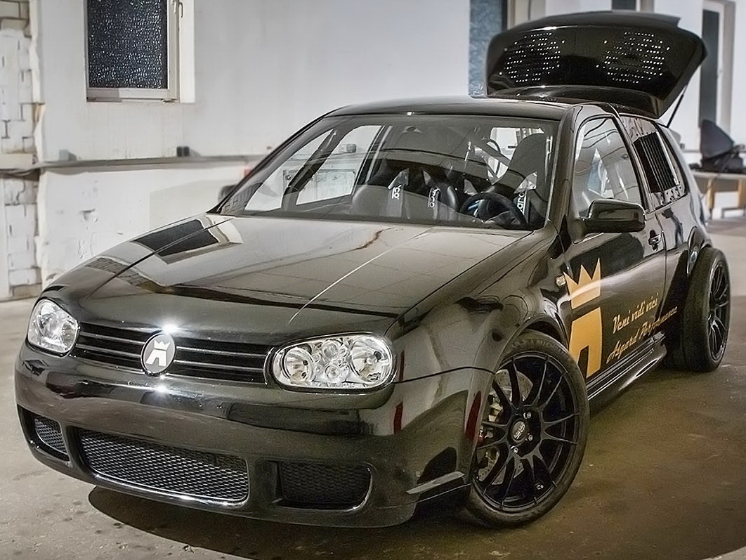 移植盖拉多之引擎 这辆邪恶黑色mk4简直玩到了极致