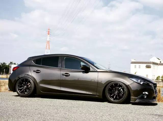 为什么要改装？看这辆乞丐版昂克赛拉的进化史你就懂了！