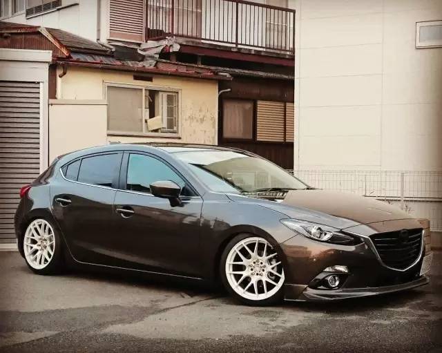 为什么要改装？看这辆乞丐版昂克赛拉的进化史你就懂了！