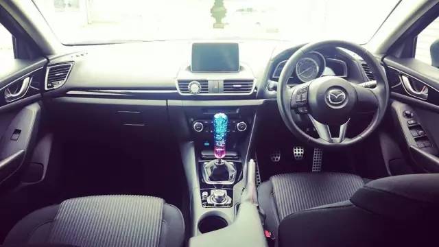 为什么要改装？看这辆乞丐版昂克赛拉的进化史你就懂了！