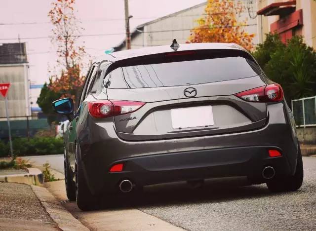 为什么要改装？看这辆乞丐版昂克赛拉的进化史你就懂了！