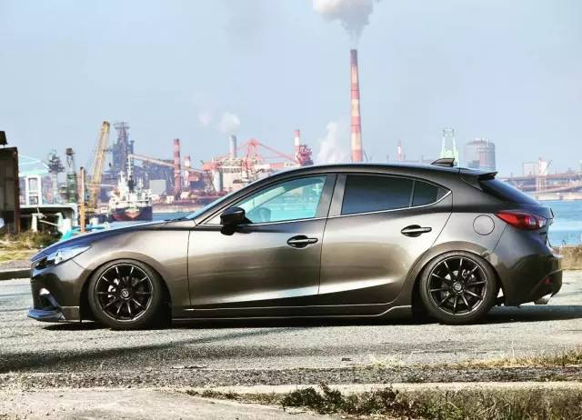 为什么要改装？看这辆乞丐版昂克赛拉的进化史你就懂了！