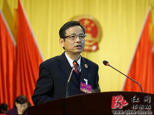 县人民法院院长刁俊军作县人民法院工作报告县人大常委会主任张永法作