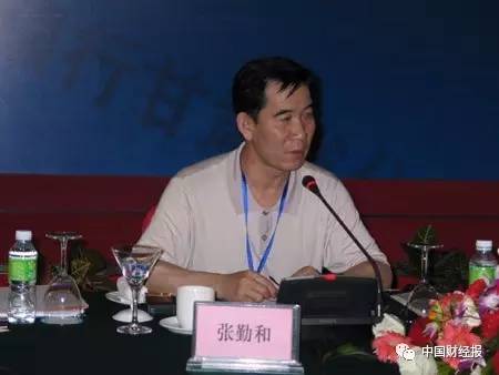 男,汉族,1958年9月出生,甘肃民勤人,中共党员,1975年9月参加工作,西北