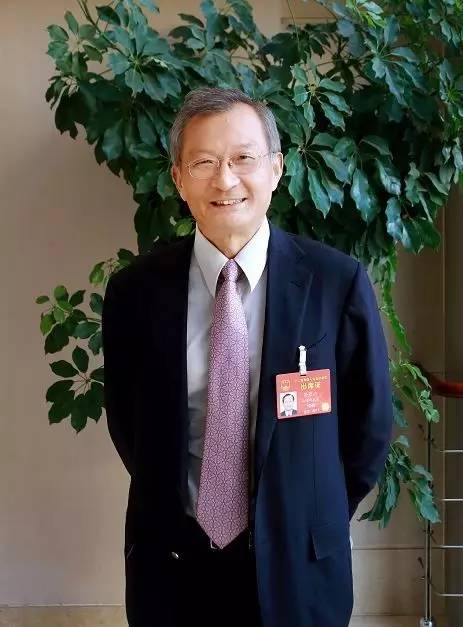 酒业代表谈两会孙明波中国经济质存高远