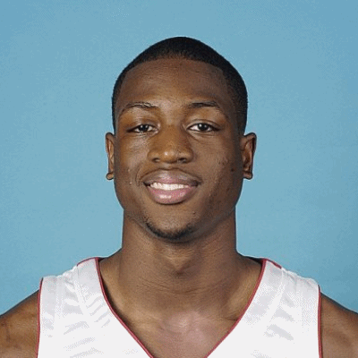 nba球星新秀期照片对比,其中一人竟没有多少变化!