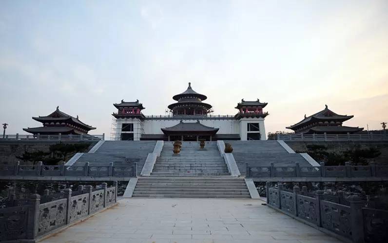 山西戎子酒庄,主要建筑群晋文公庙,戎子书院等均是采用基于宋代为主