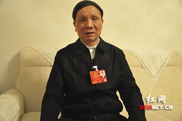 全国人大代表黄伯云将技术股相关权益进一步明确给研发机构