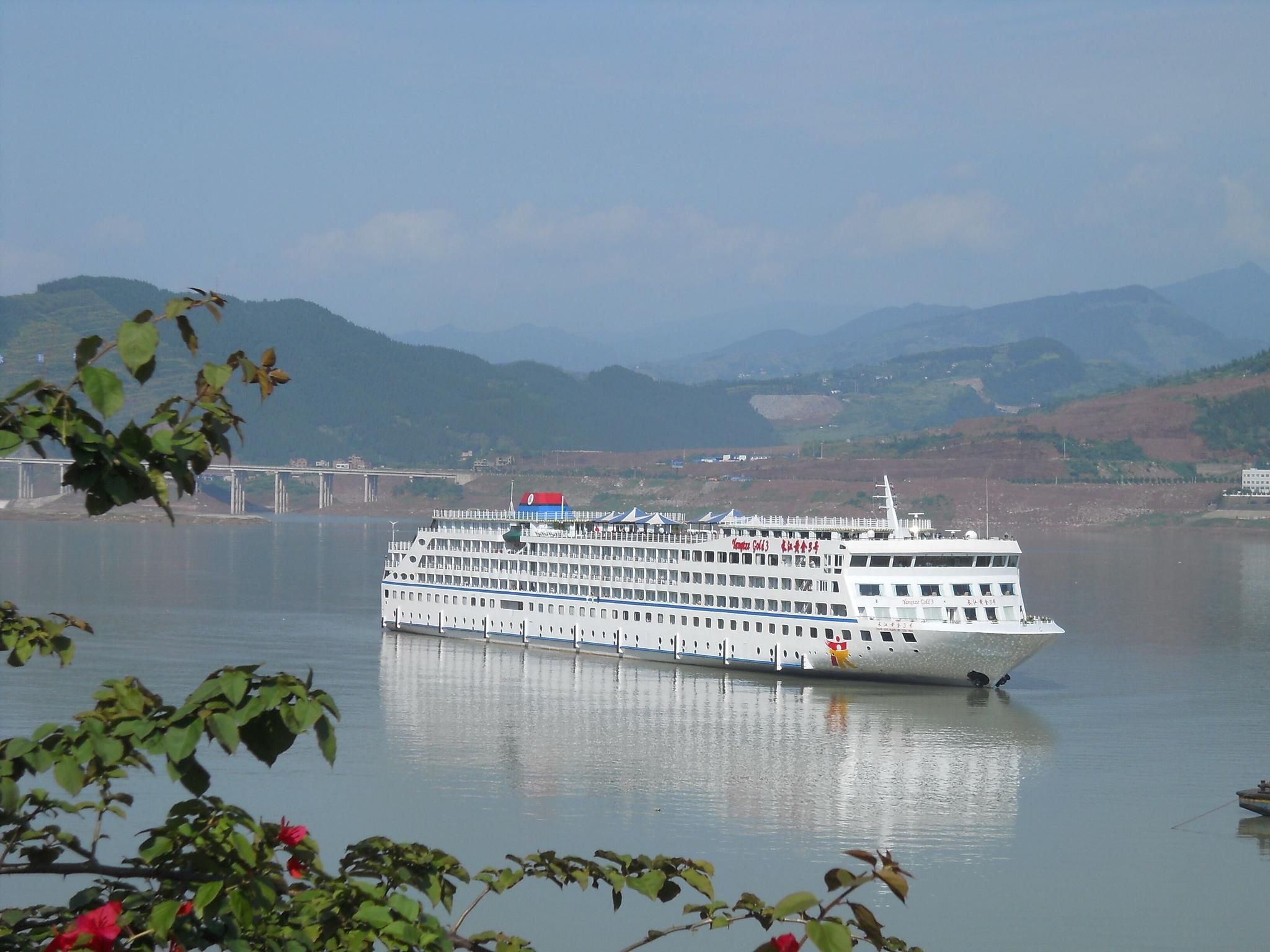 [船级社]"长江黄金"系列游轮获得中国船级社"热泵系统-heat pump