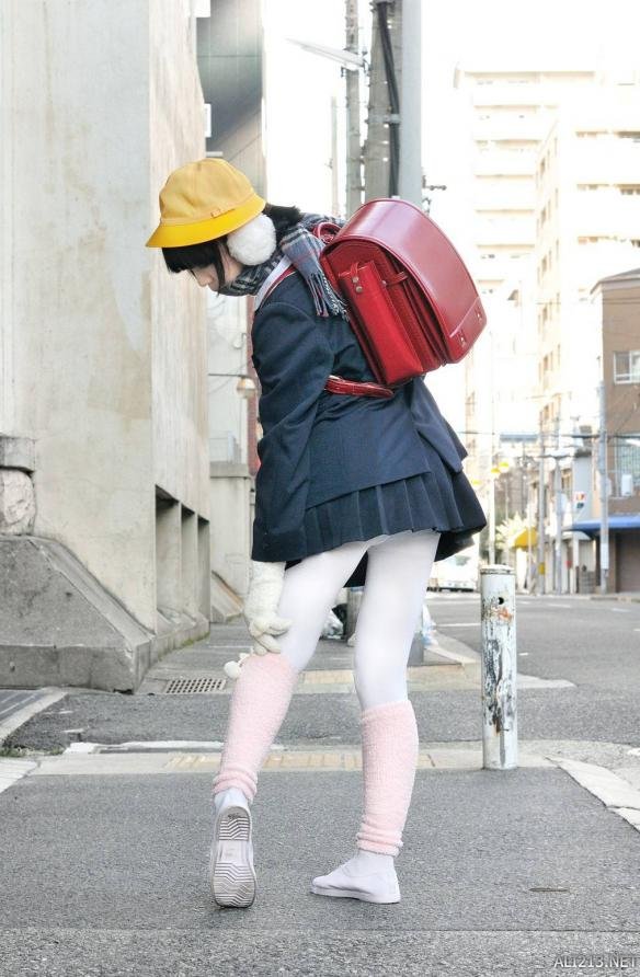 每日福利送不停清纯可爱的水手服萌妹也有性感一面