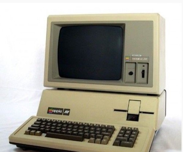 苹果不是神 来看看那些苹果的败笔之作