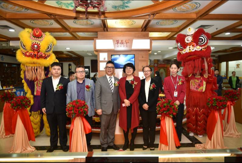 海王星辰在深圳新开了个体验专区当天就火了